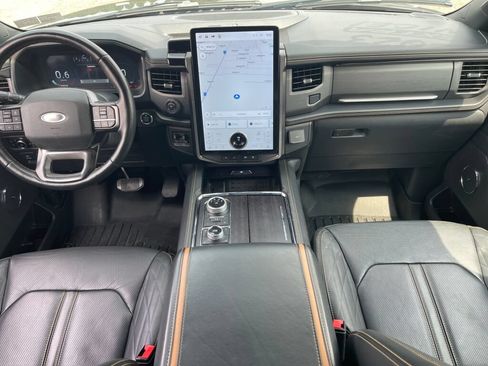Used 2023 Ford Expedition Platinum AWD/4WD image 36