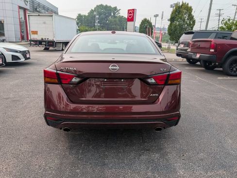 Used 2024 Nissan Altima 2.5 SV w/ SV Premium Package AWD/4WD image 4