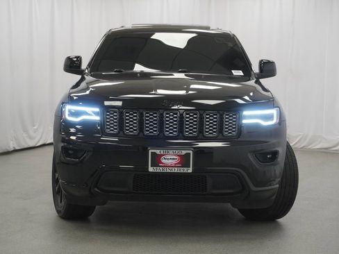Certified 2020 Jeep Grand Cherokee Altitude AWD/4WD image 8