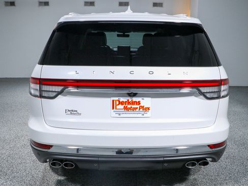 Used 2021 Lincoln Aviator Reserve w/ Equipment Group 201A AWD/4WD image 8