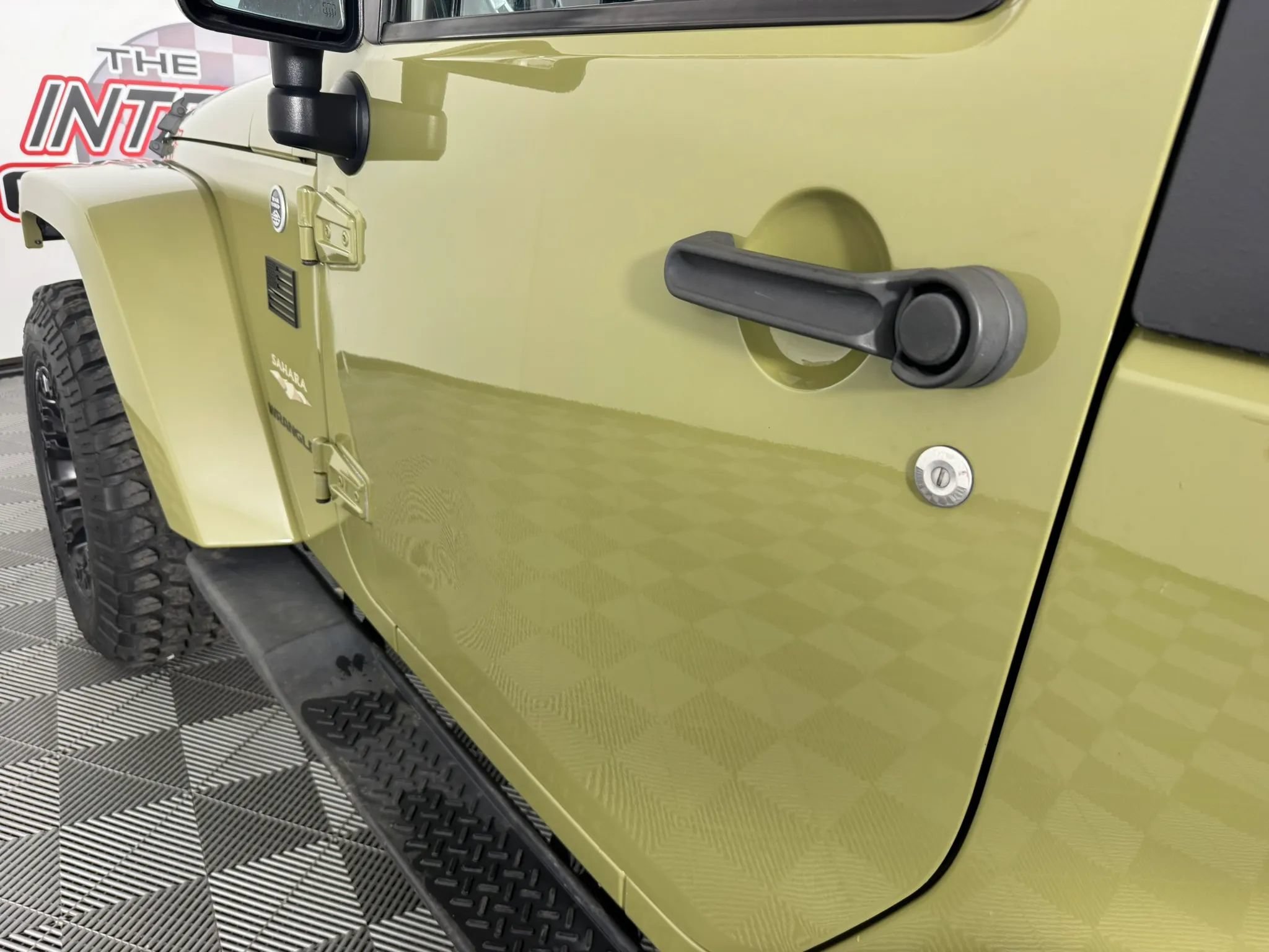 Used 2013 Jeep Wrangler Sahara w/ Connectivity Group AWD/4WD image 20