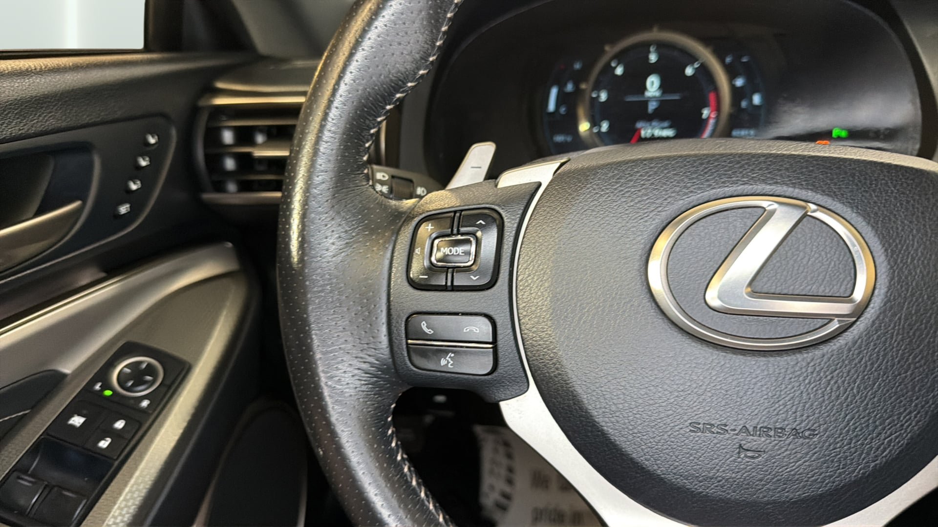 Used 2015 Lexus RC 350 w/ F Sport w/Summer Tires RWD image 27