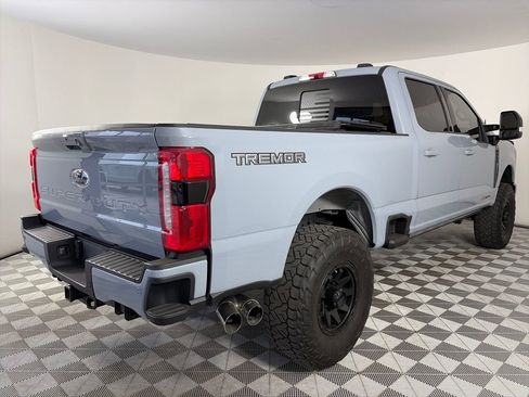 Used 2024 Ford F350 Lariat w/ Lariat Ultimate Package image 7