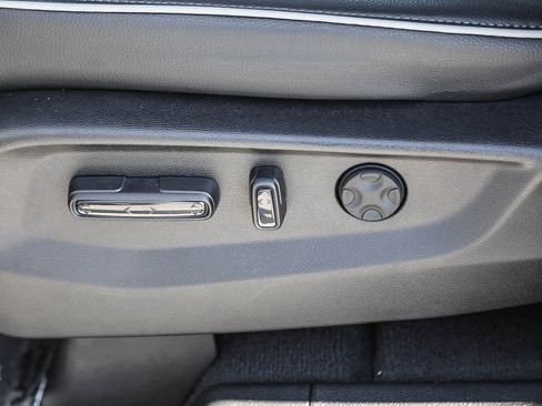 Used 2025 Honda Odyssey Touring image 20