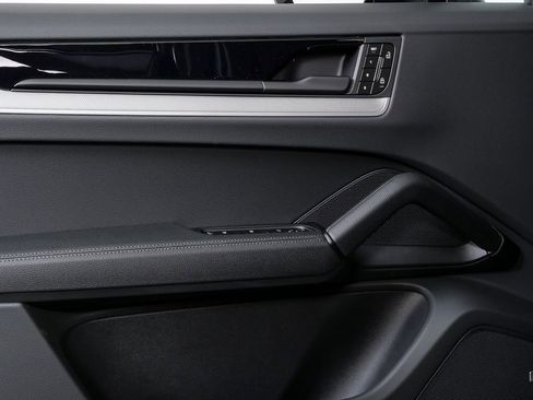 New 2026 Porsche Cayenne AWD/4WD image 6