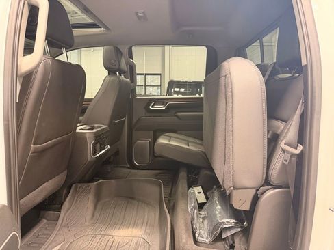 Used 2024 GMC Sierra 3500 Denali w/ Denali Reserve Package AWD/4WD image 24