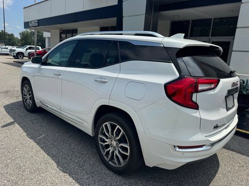 Certified 2023 GMC Terrain Denali w/ Denali Premium Package AWD/4WD image 4