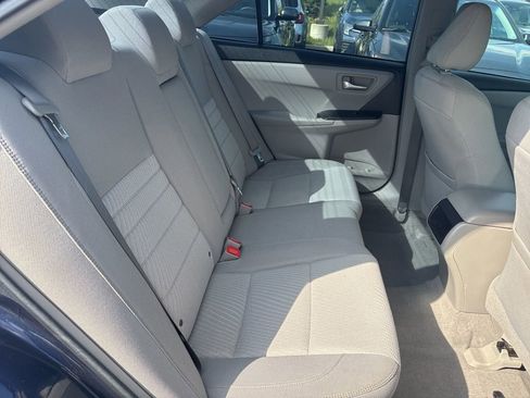 Used 2016 Toyota Camry LE image 11
