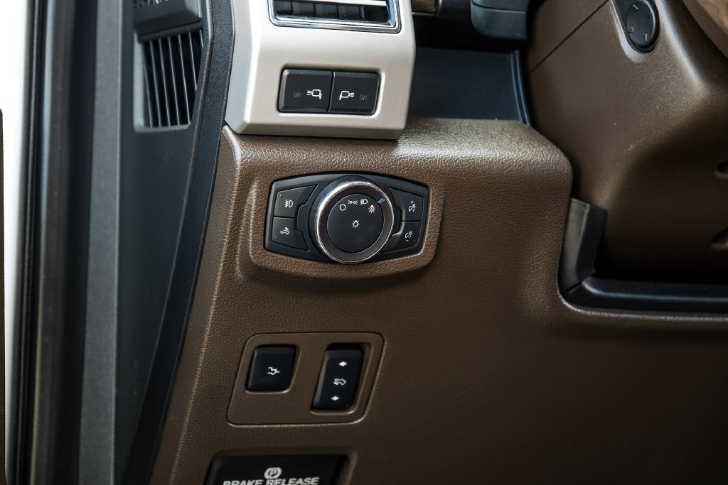Used 2019 Ford F250 King Ranch w/ King Ranch Ultimate Package AWD/4WD image 31