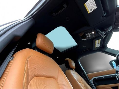 Certified 2023 Land Rover Defender 130 SE image 28