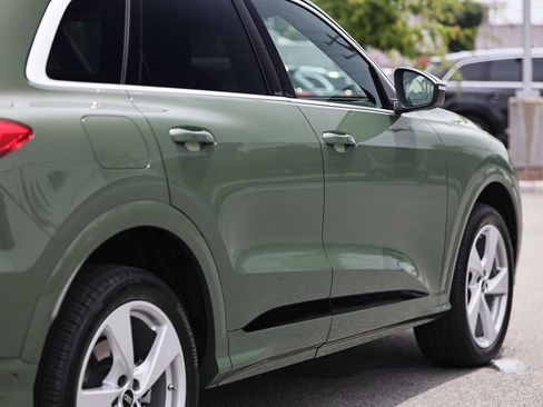 Certified 2025 Audi Q5 Premium w/ Premium Plus AWD/4WD image 8