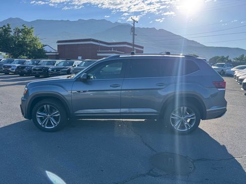 Used 2019 Volkswagen Atlas SEL R-Line AWD/4WD image 2