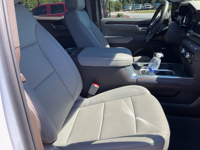 Used 2024 GMC Sierra 1500 SLT w/ SLT Premium Plus Package AWD/4WD image 14