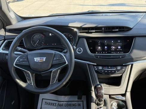 Used 2025 Cadillac XT5 Premium Luxury image 22