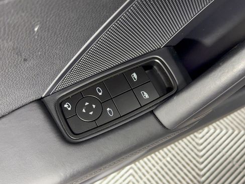 Certified 2024 Porsche 911 Carrera 4 AWD/4WD image 15