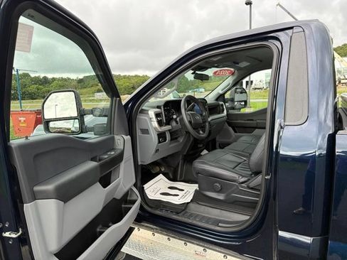 Used 2024 Ford F250 XL w/ FX4 Off-Road Package AWD/4WD image 19
