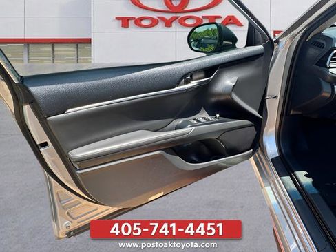 Used 2019 Toyota Camry XSE FWD image 24