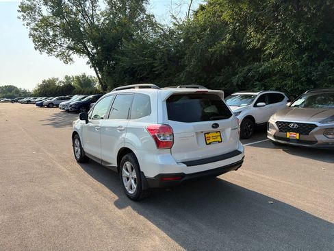 Used 2015 Subaru Forester 2.5i Limited AWD/4WD image 3