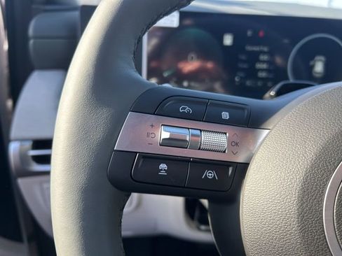 New 2026 Hyundai Tucson Limited image 16