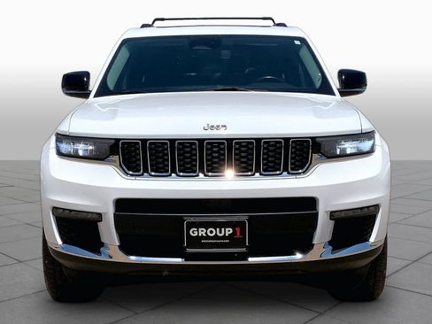 Used 2021 Jeep Grand Cherokee L Limited AWD/4WD image 4