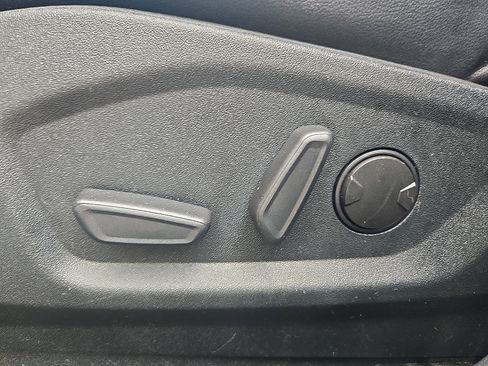 Certified 2022 Ford Edge SEL w/ Convenience Package image 11