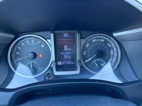 Used 2019 Toyota Tacoma SR5 image 15