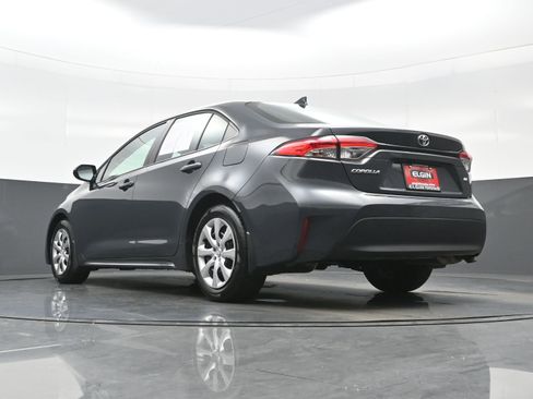 Used 2026 Toyota Corolla LE FWD image 28