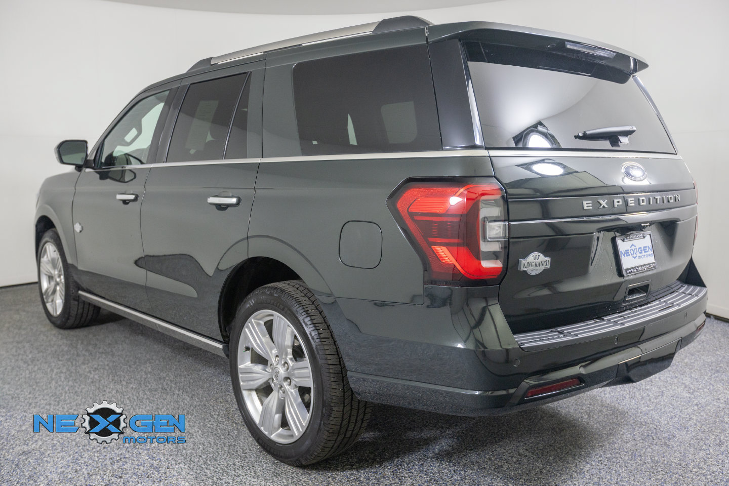 Used 2023 Ford Expedition King Ranch AWD/4WD image 27