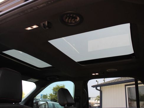 Used 2018 Ford Explorer Sport w/ Equipment Group 401A AWD/4WD image 19