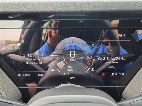 New 2026 GMC Yukon XL Denali w/ Sun & Power Step Package image 28