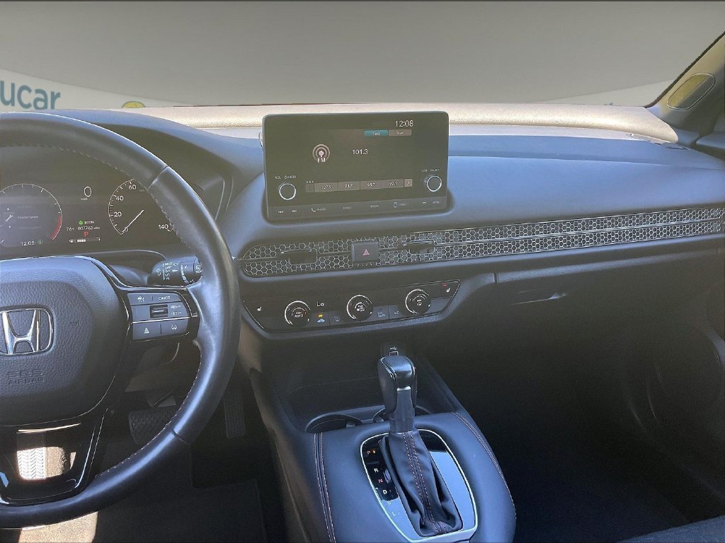 Used 2025 Honda HR-V Sport image 18