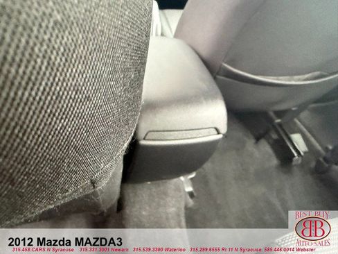Used 2012 MAZDA MAZDA3 i Touring image 12