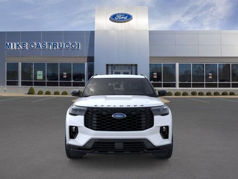 New 2026 Ford Explorer ST-Line w/ ST-Line Street Pack AWD/4WD image 6