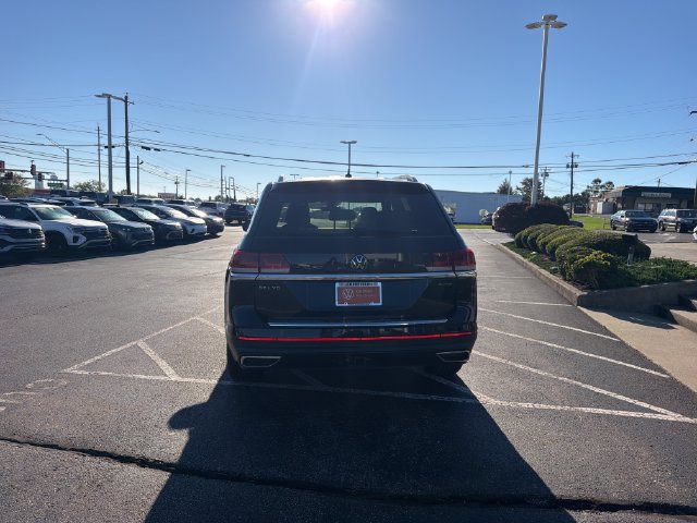 Certified 2023 Volkswagen Atlas SEL AWD/4WD image 5