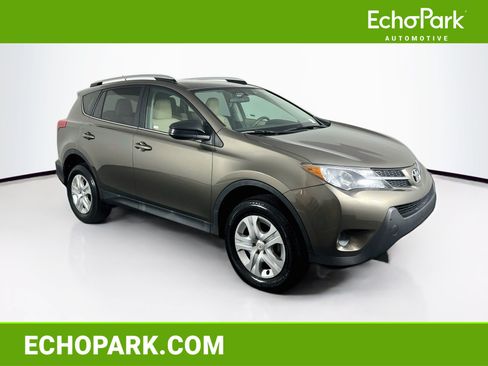 Used 2013 Toyota RAV4 LE FWD image 1