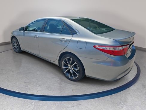 Used 2015 Toyota Camry XSE FWD image 7