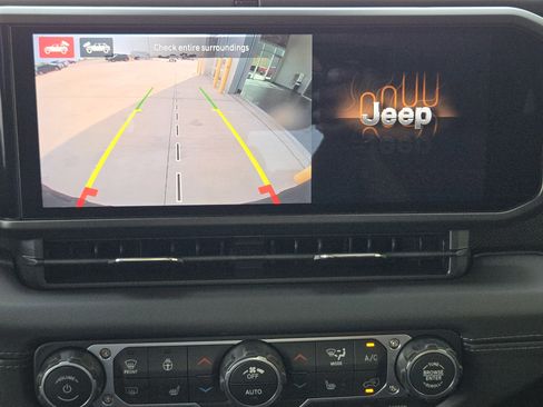 New 2026 Jeep Wrangler Unlimited Rubicon image 15