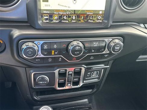 Used 2022 Jeep Gladiator Sport image 36
