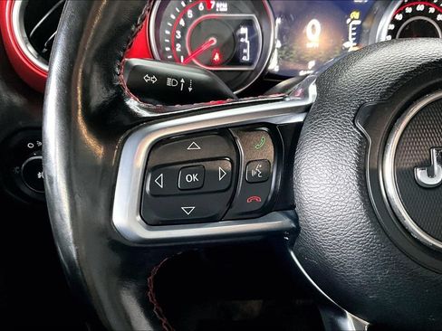 Used 2021 Jeep Wrangler Unlimited Rubicon w/ LED Lighting Group AWD/4WD image 11