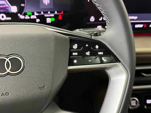 New 2025 Audi Q5 Premium Plus image 26