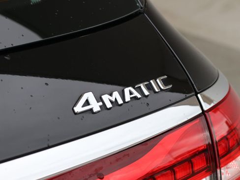 Used 2022 Mercedes-Benz E 450 4MATIC All-Terrain Wagon image 16