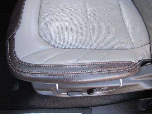 Used 2019 Ford F150 Limited w/ Trailer Tow Package image 22