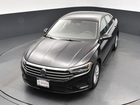 Used 2019 Volkswagen Jetta S w/ Driver Assistance Package FWD image 17