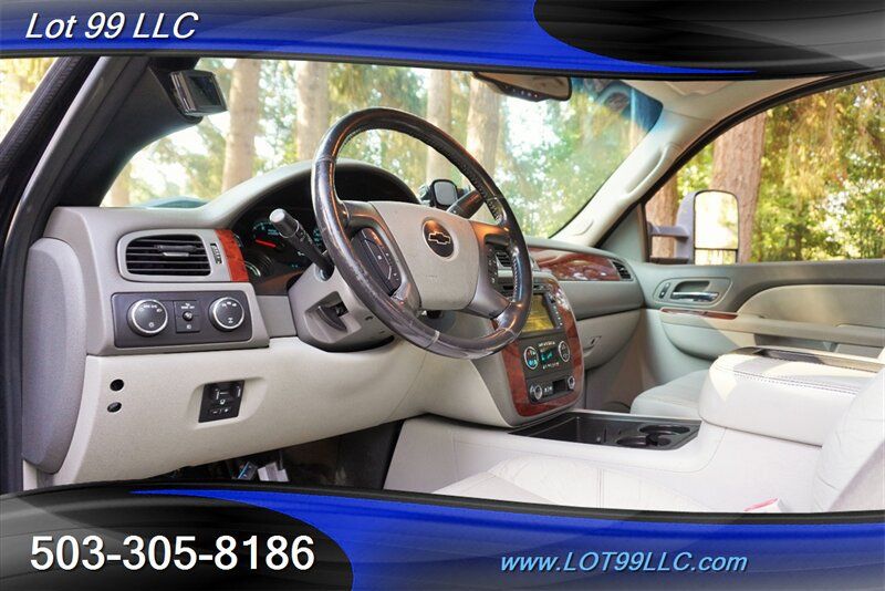 Used 2011 Chevrolet Silverado 3500 LTZ AWD/4WD image 13
