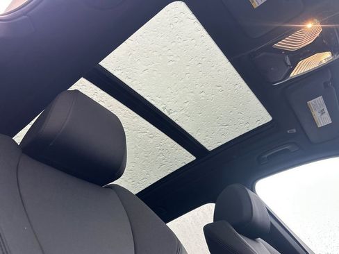 Used 2020 BMW X5 sDrive40i w/ Premium Package image 16