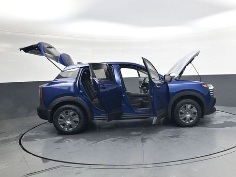 Used 2025 Nissan Kicks S image 41