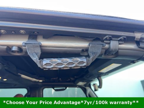 Certified 2022 Jeep Gladiator Willys image 34