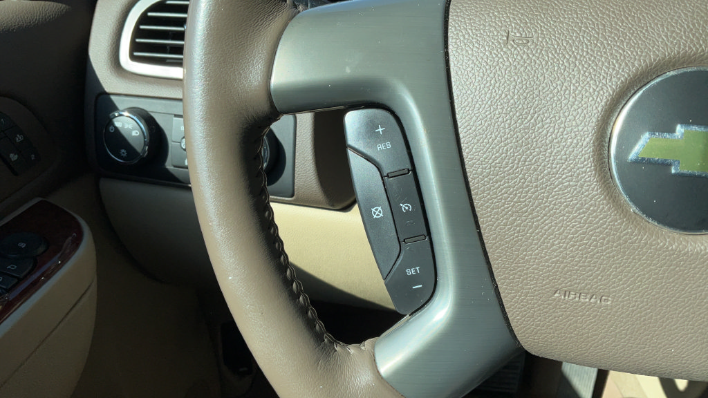Used 2012 Chevrolet Silverado 1500 LTZ w/ LPO, Deluxe Chrome Package AWD/4WD image 32