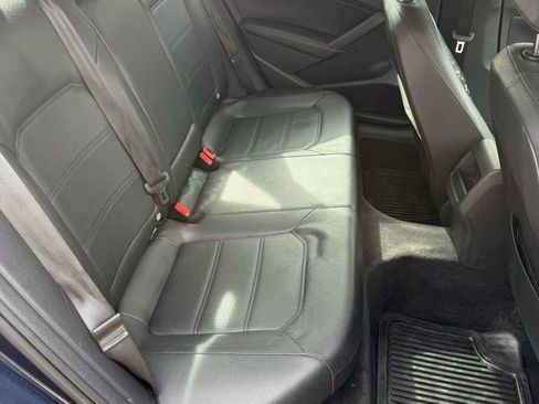 Used 2012 Volkswagen Passat 2.5 SE FWD image 8
