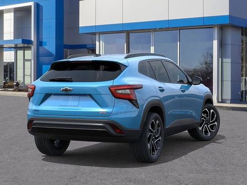 New 2026 Chevrolet Trax RS image 4